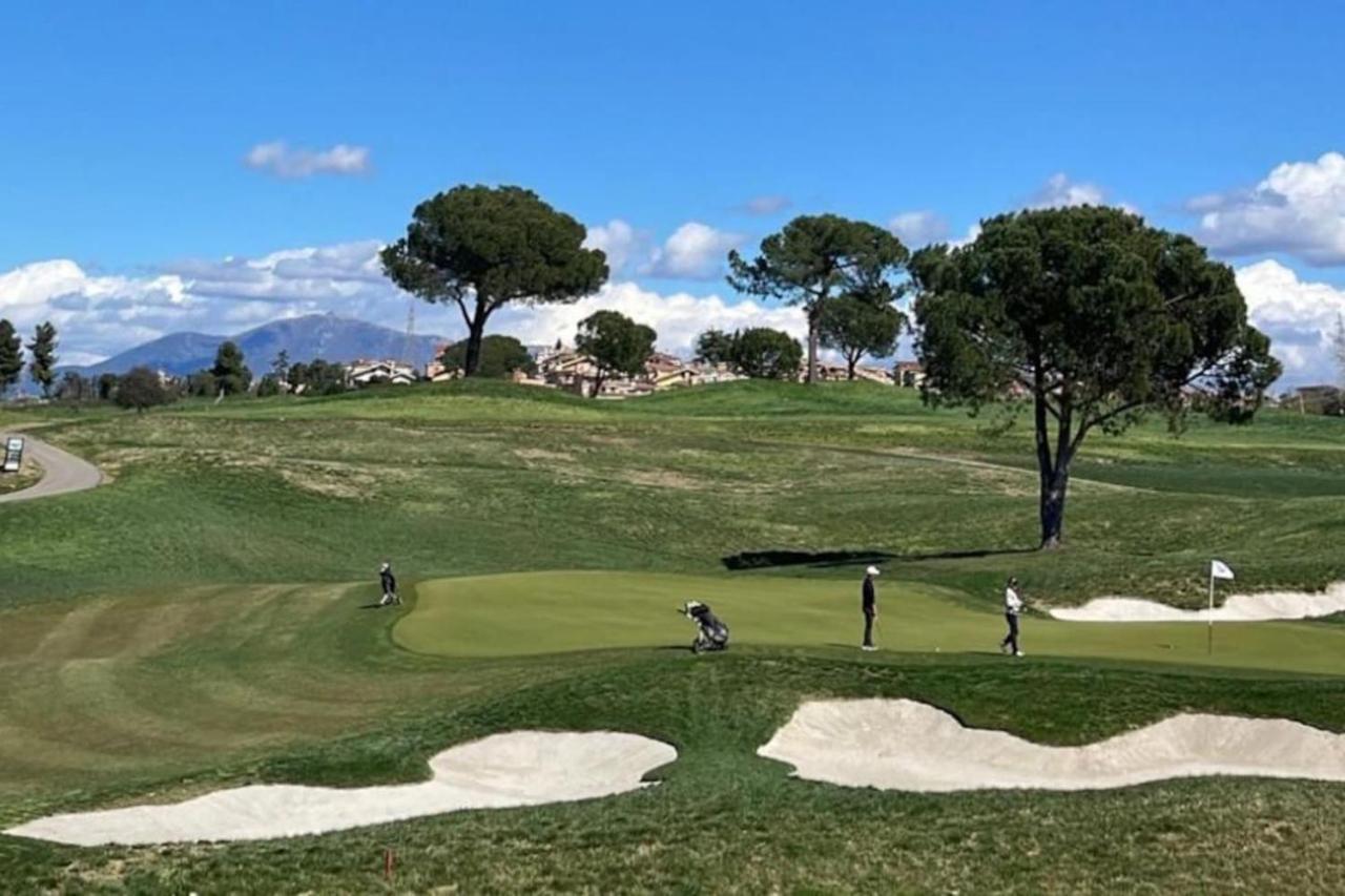 Marco Simone Golf Club Apartment מראה חיצוני תמונה